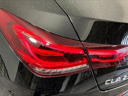 Used 2020 Mercedes-Benz CLA 250 4MATIC image 22