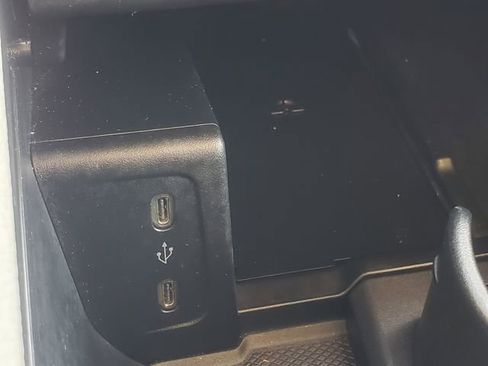 Used 2022 Mercedes-Benz EQS 450+ Sedan image 23