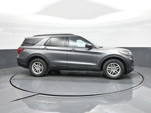 New 2026 Ford Explorer Active image 16