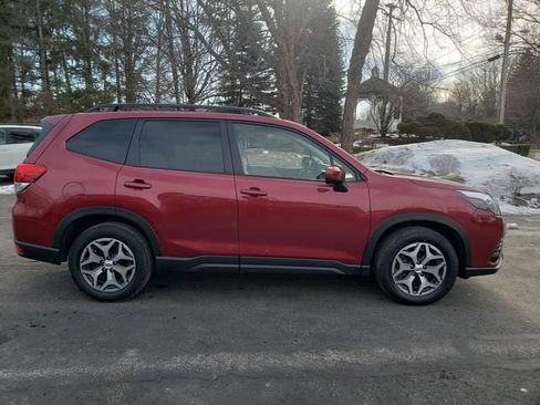 Certified 2023 Subaru Forester Premium image 2