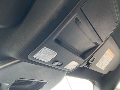 Used 2025 Ford Escape ST-Line image 29