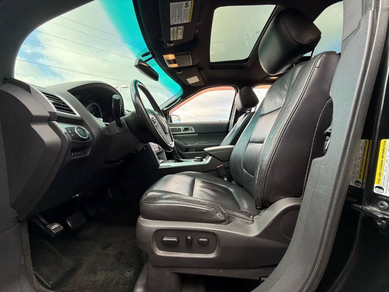 Used 2013 Ford Explorer XLT AWD/4WD image 7