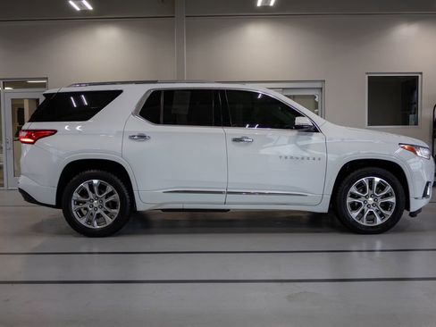 Used 2018 Chevrolet Traverse Premier image 6