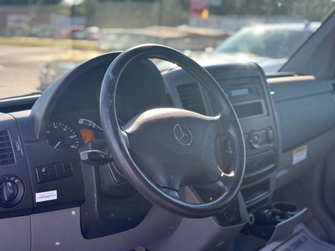 Used 2013 Mercedes-Benz Sprinter 3500 image 8