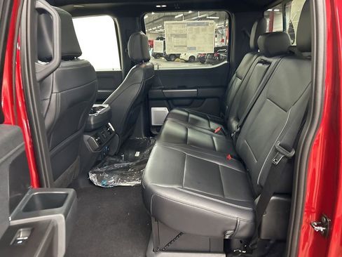 New 2025 Ford F150 Lariat w/ Equipment Group 502A High image 30