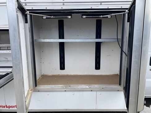 Used 2024 Ford E-350 and Econoline 350 Super Duty w/ Power Windows & Locks Group image 37