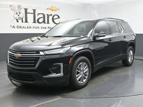 Used 2022 Chevrolet Traverse LT FWD image 37