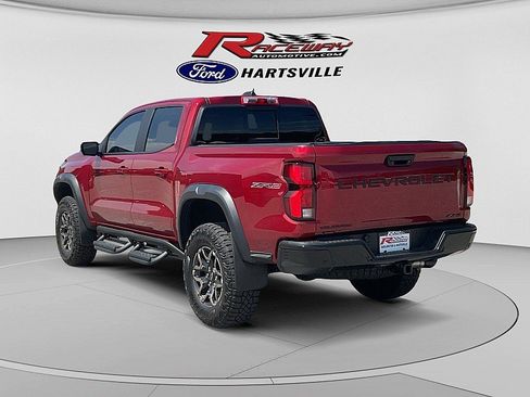 Used 2025 Chevrolet Colorado ZR2 w/ Technology Package AWD/4WD image 3