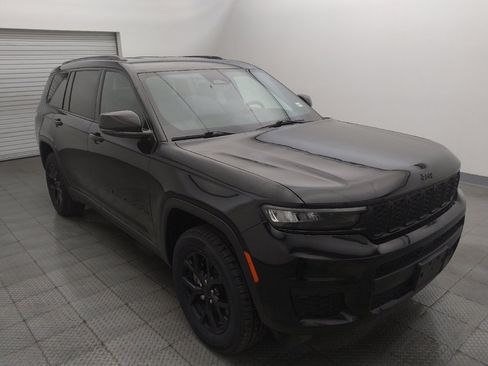 Used 2024 Jeep Grand Cherokee L Laredo AWD/4WD image 13