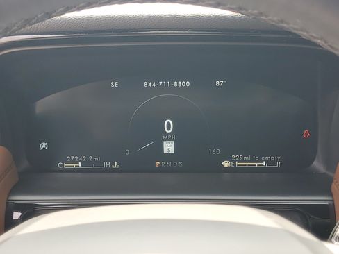 Certified 2023 Lincoln Nautilus Reserve w/ Equipment Group 201A AWD/4WD image 15