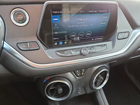 Used 2020 Chevrolet Blazer LT image 14