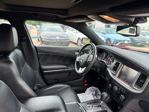 Used 2014 Dodge Charger R/T RWD image 11