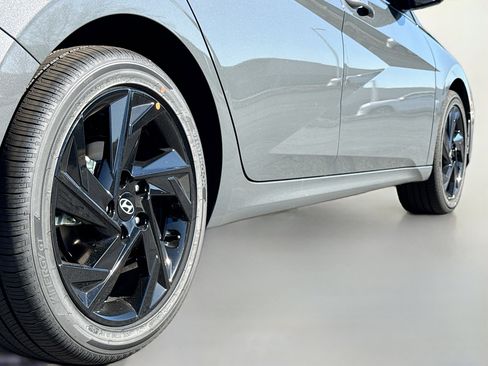 New 2026 Hyundai Elantra SEL Sport Premium image 12