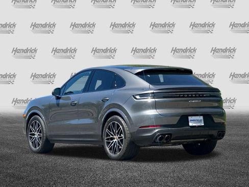 Used 2025 Porsche Cayenne S image 7