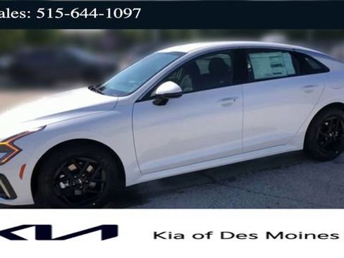 New 2026 Kia K5 LXS FWD image 8