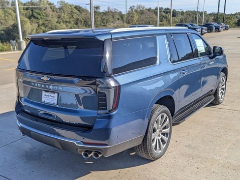 New 2026 Chevrolet Suburban Premier w/ Sun And Tow Package image 7
