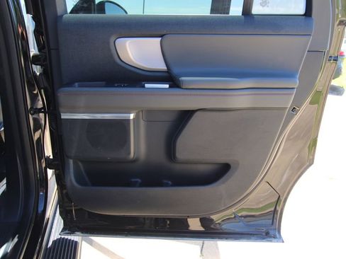 Used 2025 Ford Expedition Max Active AWD/4WD image 48