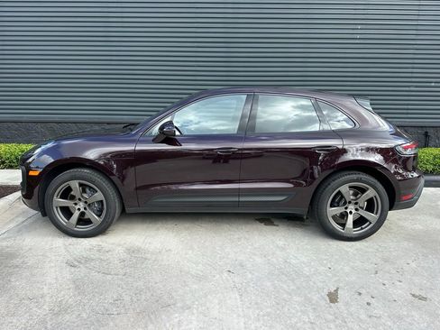 Certified 2026 Porsche Macan AWD/4WD image 2