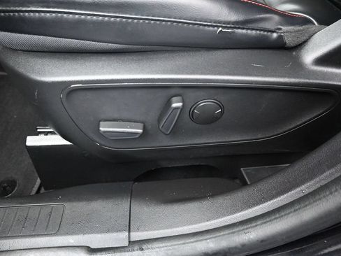 Used 2023 Ford Escape ST-Line w/ Tech Pack #1 AWD/4WD image 21