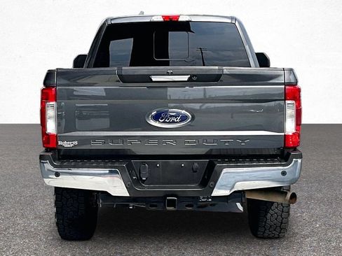 Used 2019 Ford F250 Lariat w/ Lariat Value Package AWD/4WD image 6