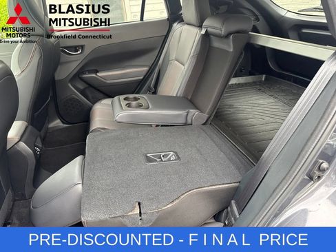 Used 2024 Subaru Crosstrek 2.5i Limited AWD/4WD image 37