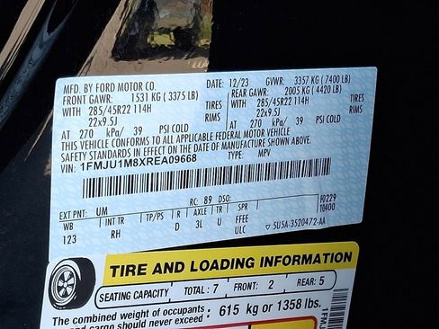 Certified 2024 Ford Expedition Platinum image 27