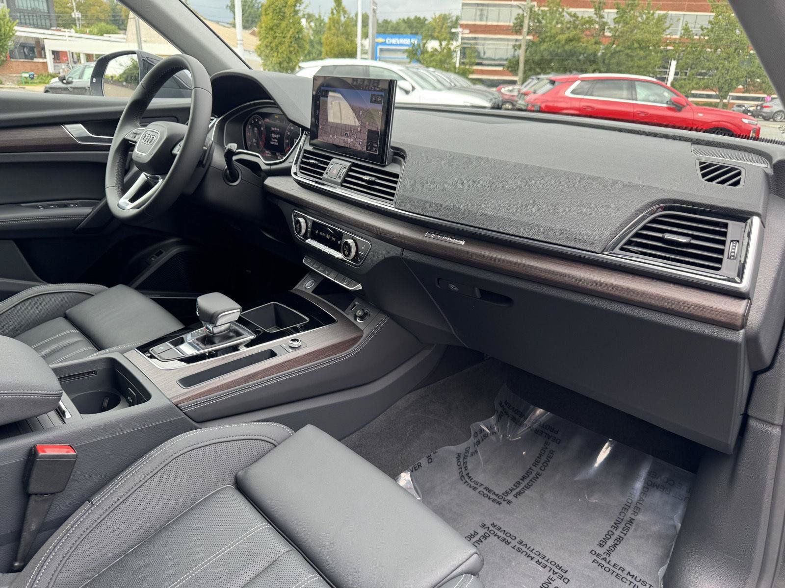 Certified 2024 Audi Q5 2.0T Prestige w/ Prestige Package AWD/4WD image 30