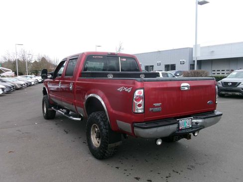 Used 2002 Ford F250 Lariat image 3