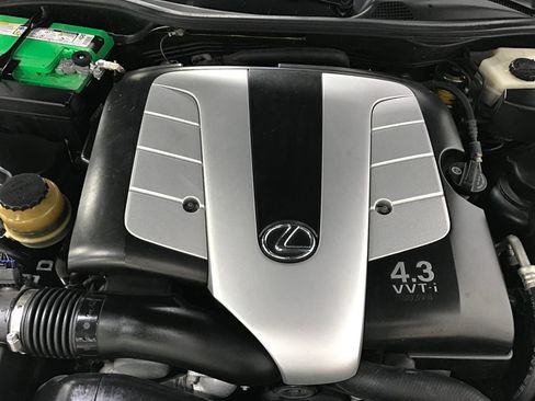 Used 2008 Lexus SC 430 Convertible RWD image 23