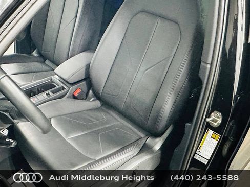 Certified 2023 Audi Q3 2.0T Premium Plus w/ Premium Plus Package AWD/4WD image 27