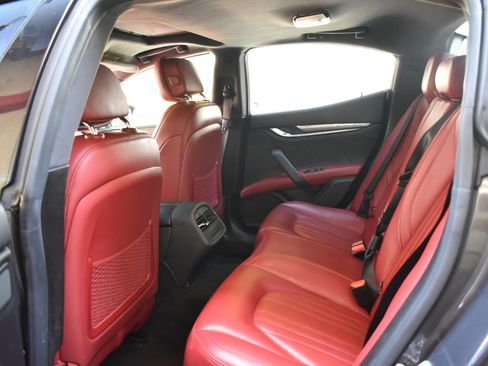 Used 2019 Maserati Ghibli RWD image 15
