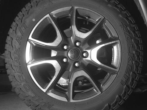 Used 2025 Jeep Compass Trailhawk AWD/4WD image 15