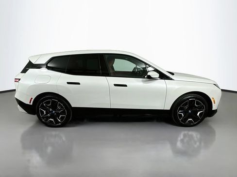 Certified 2024 BMW iX xDrive50 w/ Sport Package AWD/4WD image 4