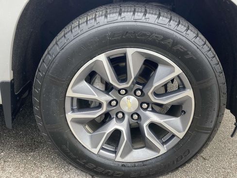 Used 2020 Chevrolet Silverado 1500 LT w/ Texas Edition image 14