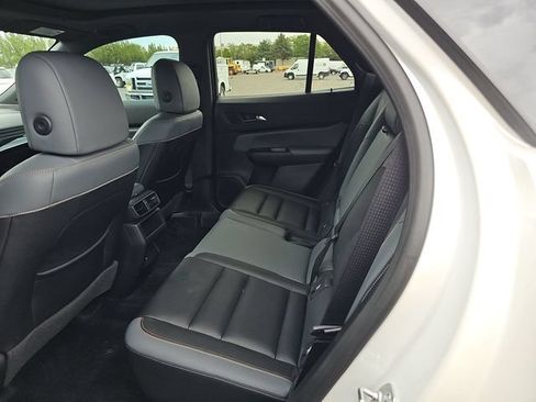 Used 2024 Honda Prologue Touring image 12