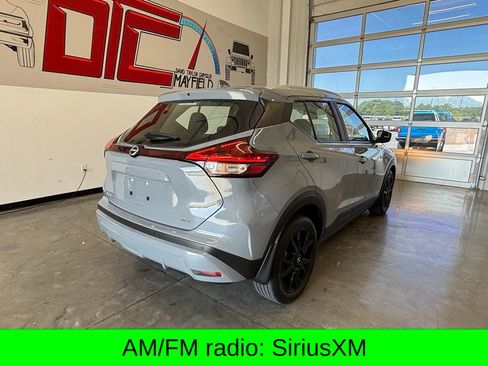 Used 2023 Nissan Kicks SV FWD image 2