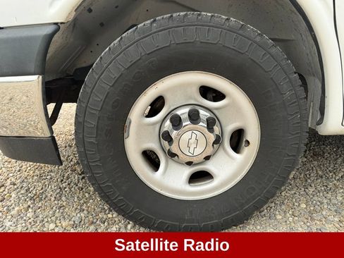 Used 2019 Chevrolet Express 3500 LT w/ LT Preferred Equipment Group RWD image 11