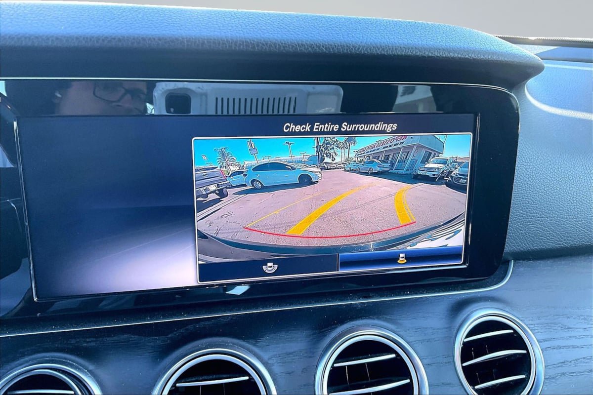 Used 2020 Mercedes-Benz E 350 Sedan image 21
