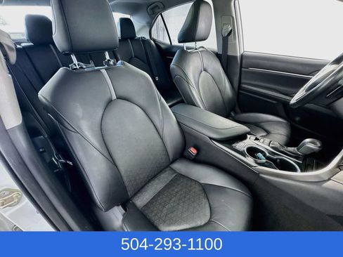 Used 2019 Toyota Camry XSE FWD image 28