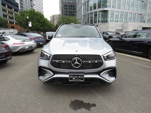 Used 2025 Mercedes-Benz GLE 450 4MATIC image 6