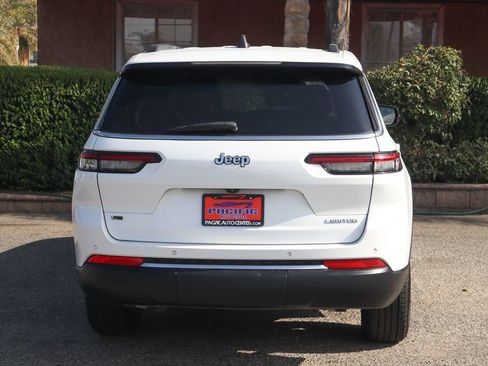 Used 2022 Jeep Grand Cherokee L Limited RWD image 7