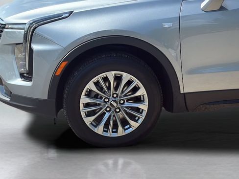 Used 2024 Cadillac XT4 Premium Luxury AWD/4WD image 19