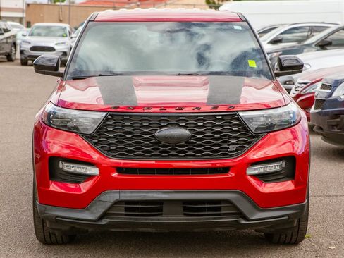 Used 2022 Ford Explorer ST AWD/4WD image 3
