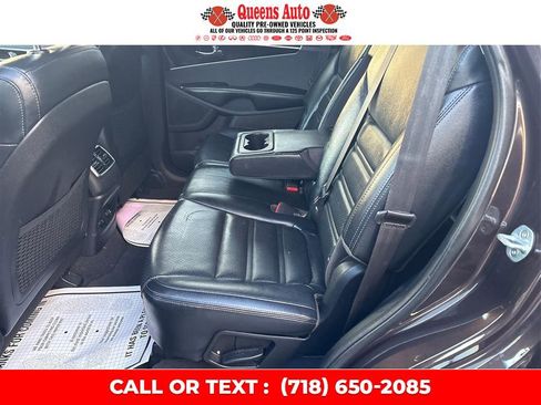 Used 2018 Kia Sorento EX image 11