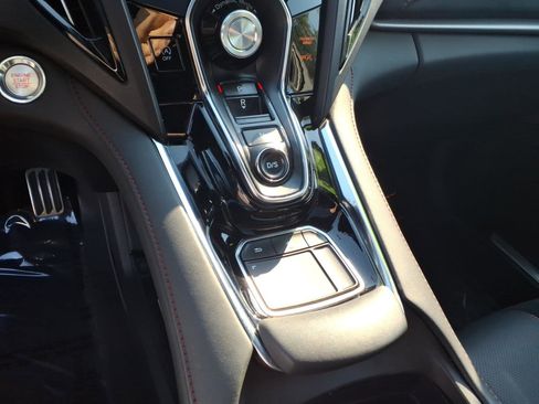 Used 2022 Acura RDX A-Spec FWD image 9