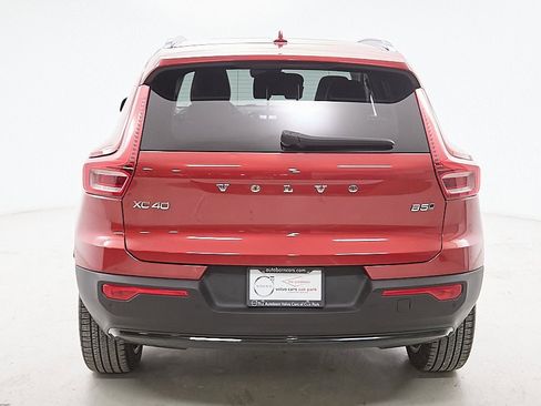 Certified 2023 Volvo XC40 B5 Plus w/ Driver Assist Package image 8