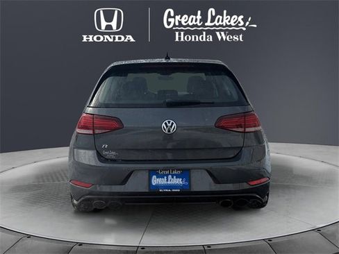 Used 2018 Volkswagen Golf R 4-Door image 4