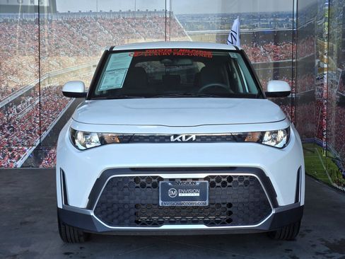 Used 2024 Kia Soul LX w/ Option Group 015 image 3