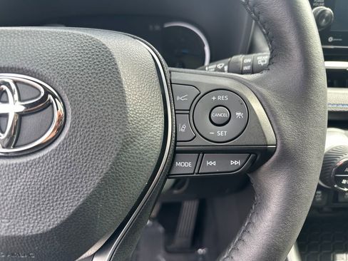 Certified 2022 Toyota RAV4 XSE w/ XSE Grade Weather Package AWD/4WD image 20