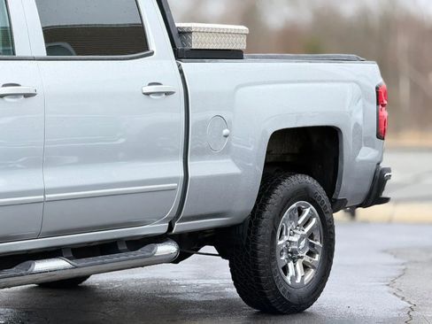 Used 2016 Chevrolet Silverado 2500 LT w/ Z71 Package, Off-Road image 3